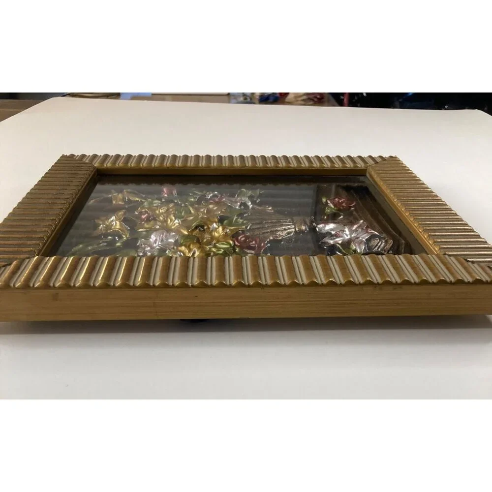 3D Tin‎ Flowers Vase Inlay Picture Shadow Box Chalkware Frame 10 x 12